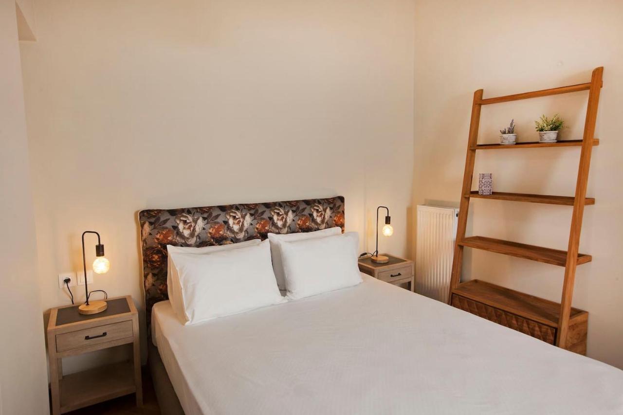 Pagrati Hilton Location Bentzi Family Suite 5 Афіни Екстер'єр фото